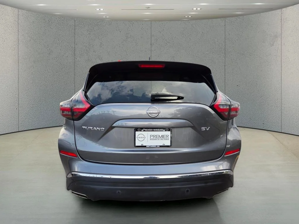 Used 2023 Gray Nissan SV image 4