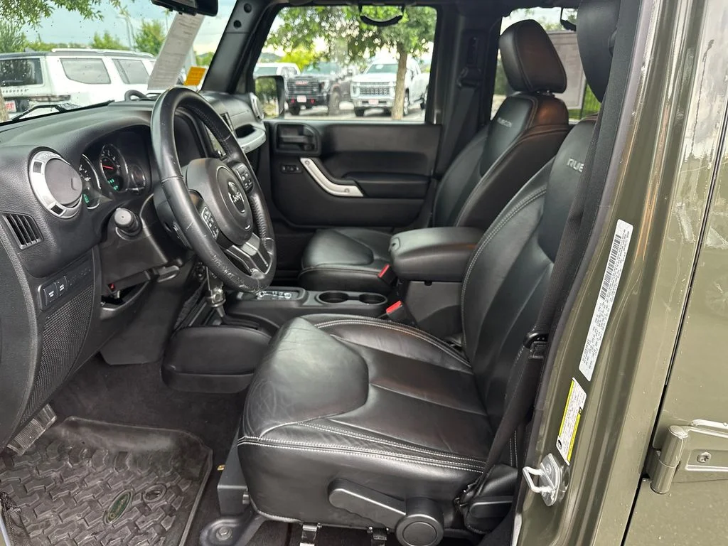Used 2016 Green Jeep Unlimited Rubicon image 17