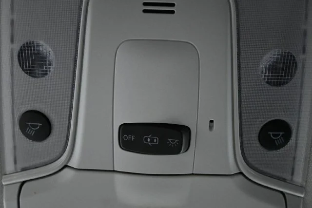 Used 2016 Silver Toyota Four Touring image 29