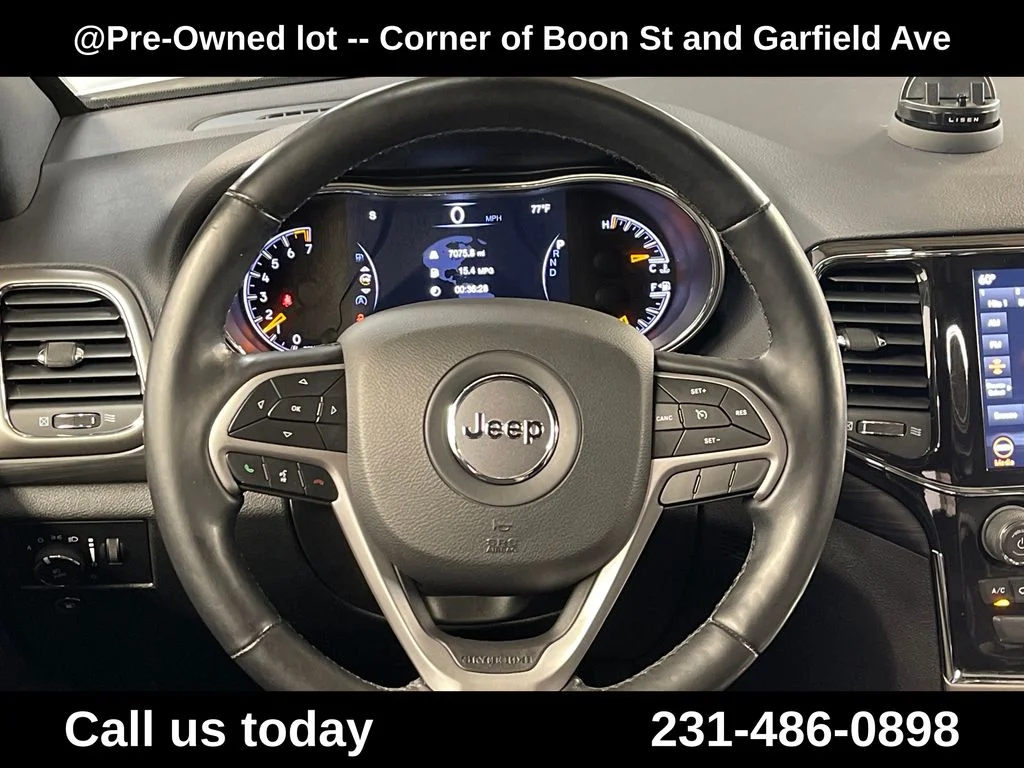 Used 2022 White Jeep Laredo X image 20