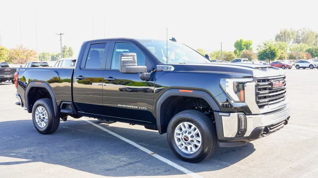 2026 GMC Sierra 2500HD Pro - Photo 6