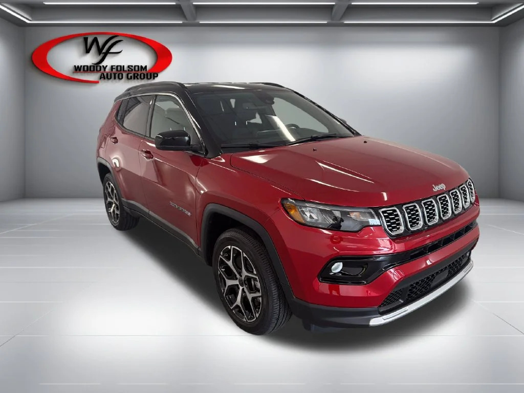 New 2026 Red Hot Pearl-Coat Exterior Paint Jeep Limited image 3