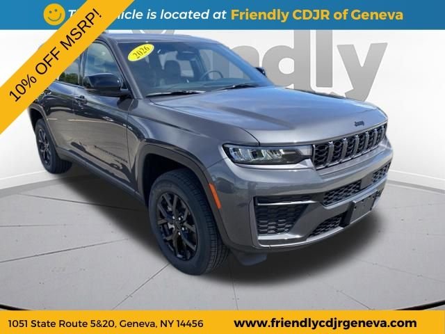 New 2026 Baltic Gray Metallic Clear-Coat Exterior Paint Jeep Altitude image 7