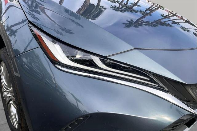Certified Used 2022 COASTAL GRAY METALLI Toyota  image 27