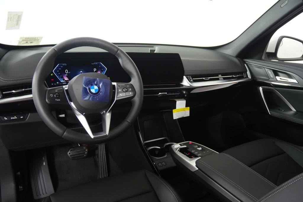 Used 2026 Alpine White BMW xDrive28i image 17