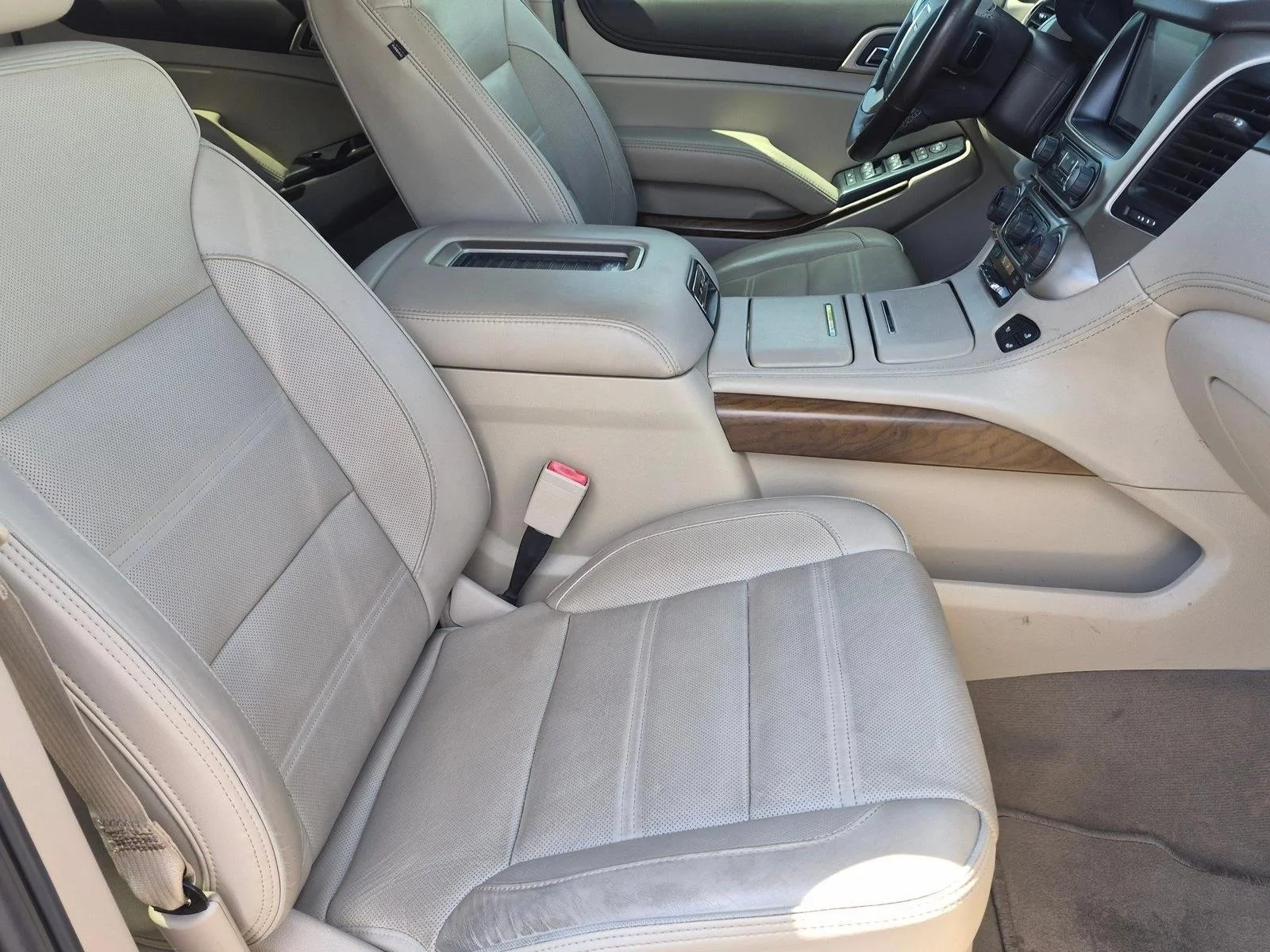 Used 2019 Crimson Red Tintcoat GMC Denali image 21