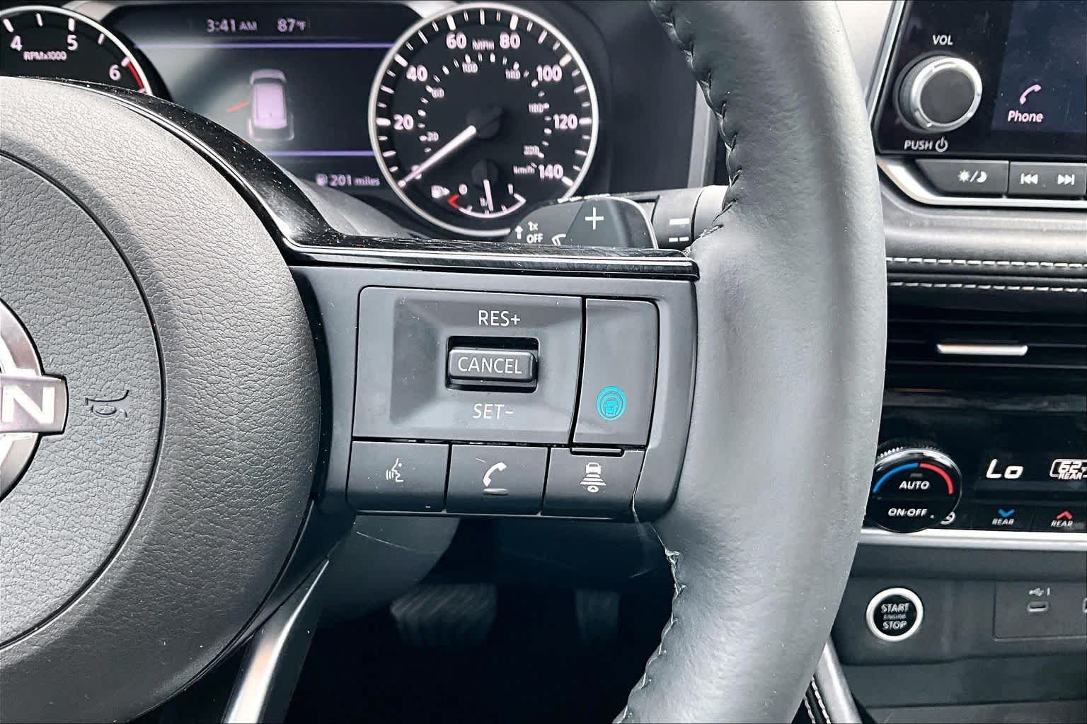 Used 2022 BRILLIANT SILVE Nissan SL image 24