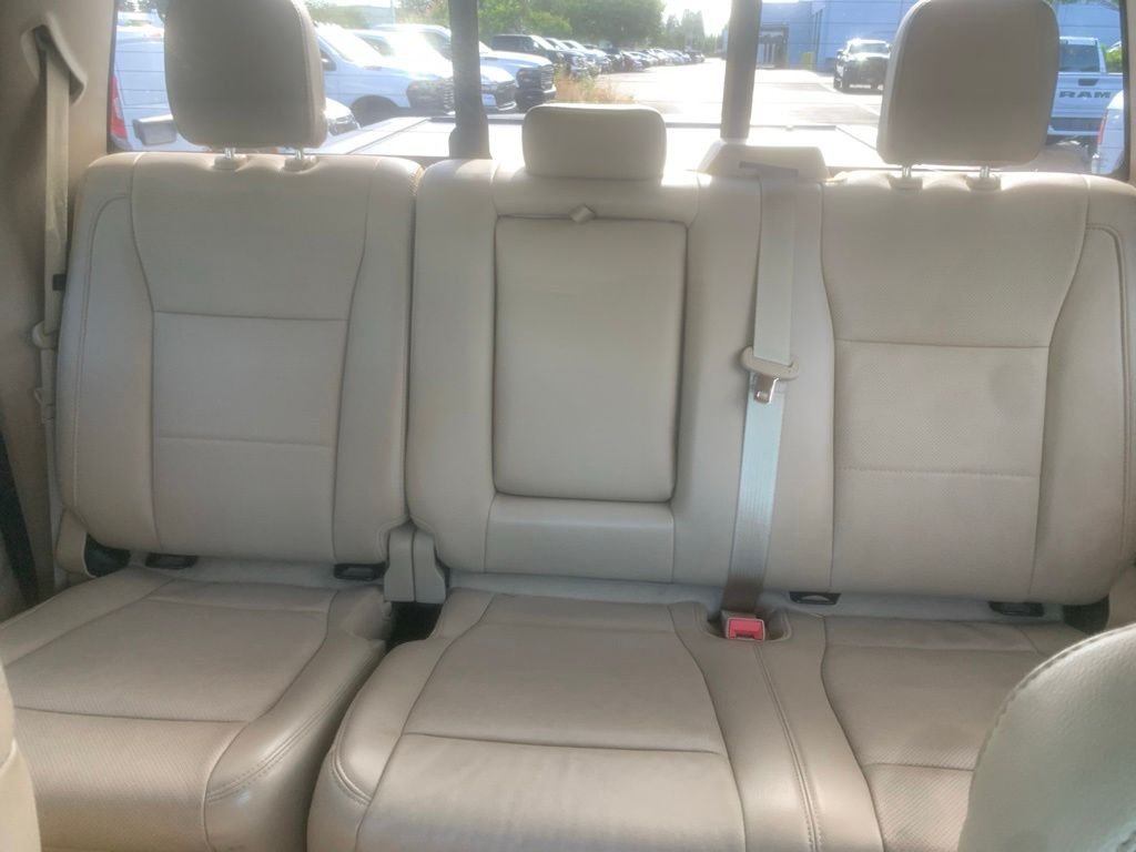 Used 2017 Oxford White Ford Lariat image 28
