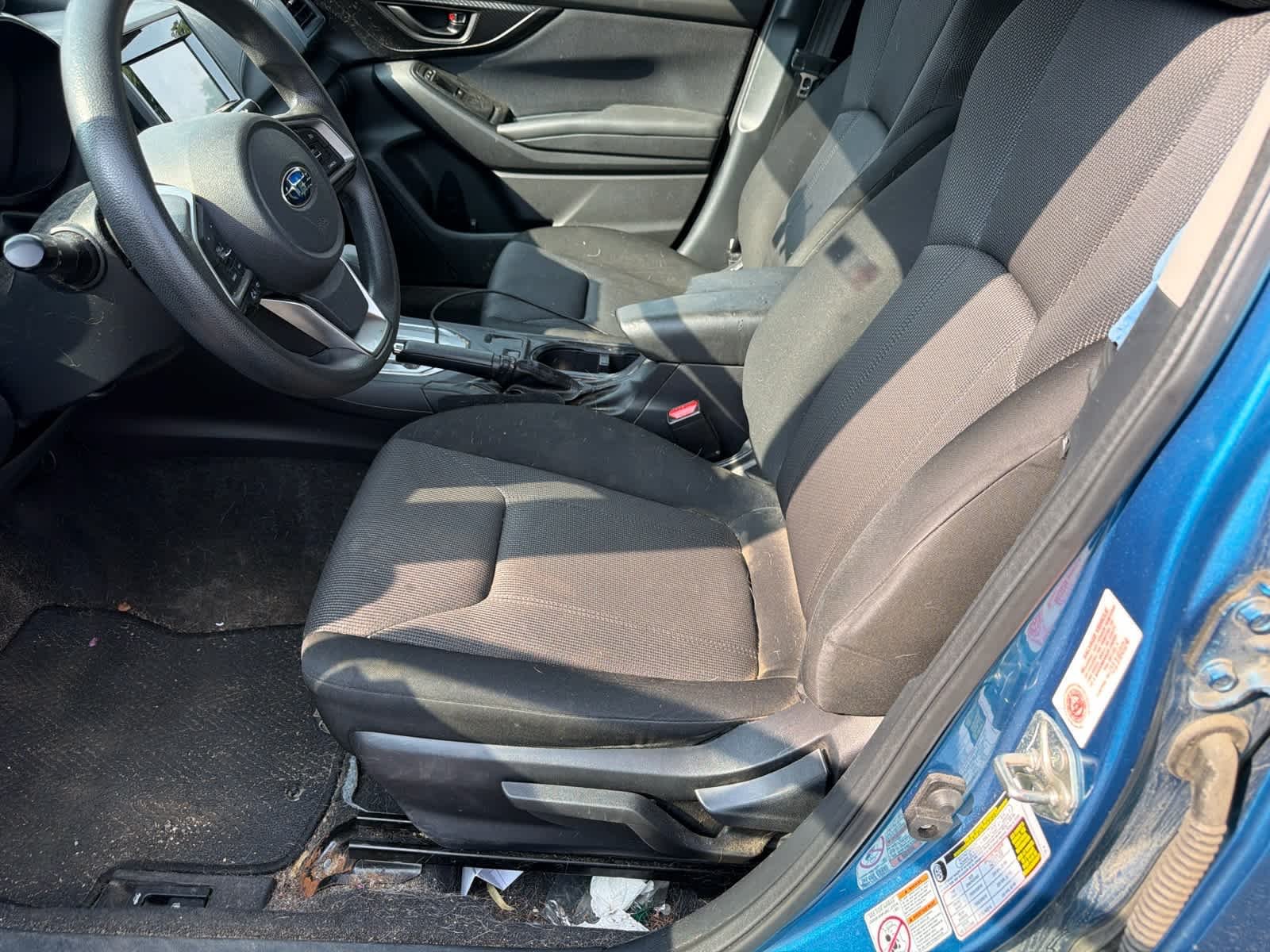 Used 2017 Island Blue Pearl Subaru  image 9