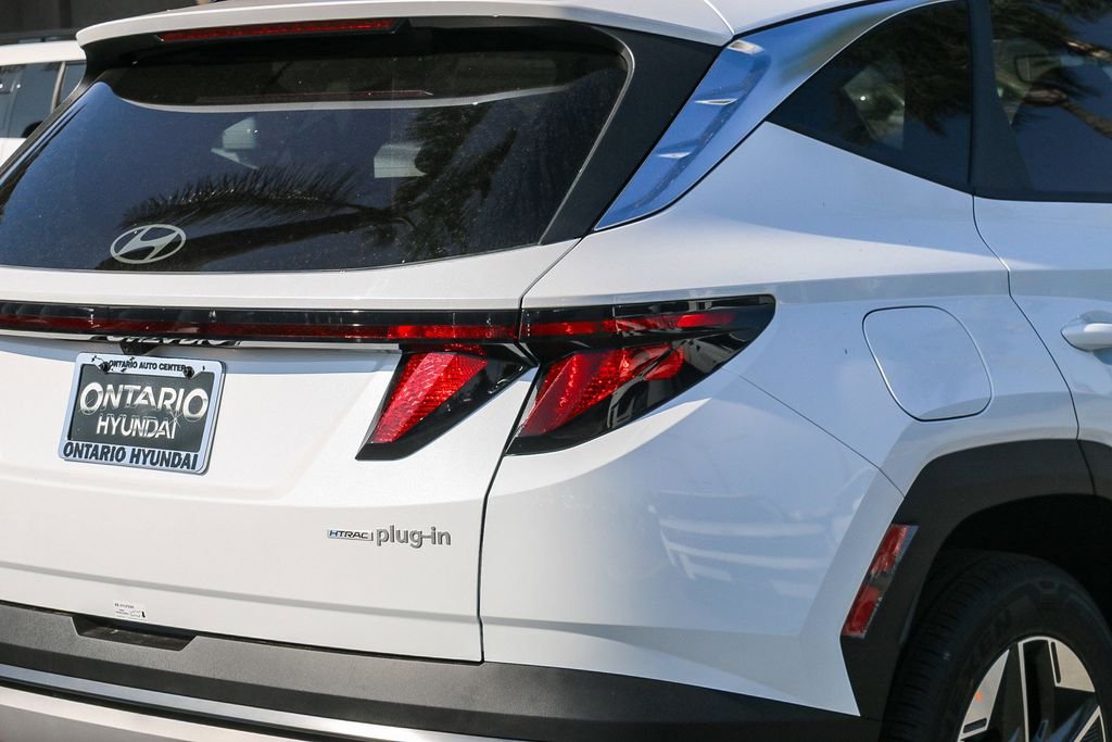 New 2026 White Hyundai SEL image 9