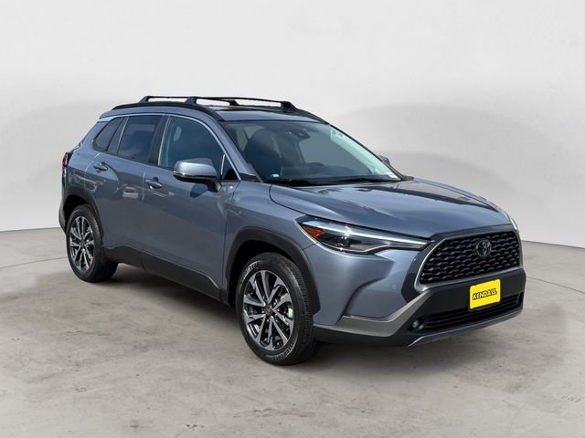 Used 2022 Celestite Toyota XLE image 7