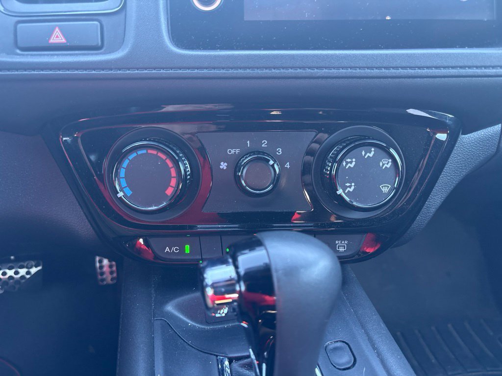 Used 2022  Honda Sport image 13