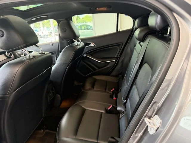 Used 2018 Gray Mercedes-Benz GLA 250 image 12