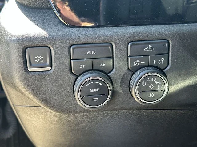 Used 2023 Black Chevrolet RST image 21