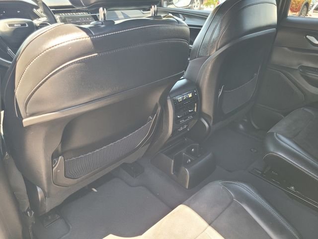 Used 2023 White Jeep Altitude image 14