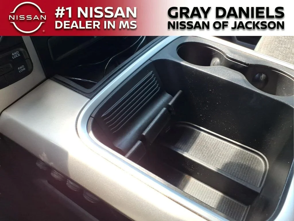 Used 2015 White Ram Big Horn image 18