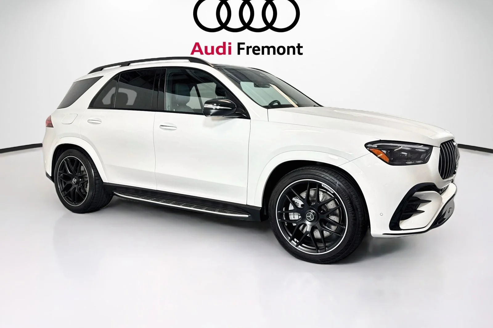 Used 2024 Polar White Mercedes-Benz AMG® GLE 53 image 29