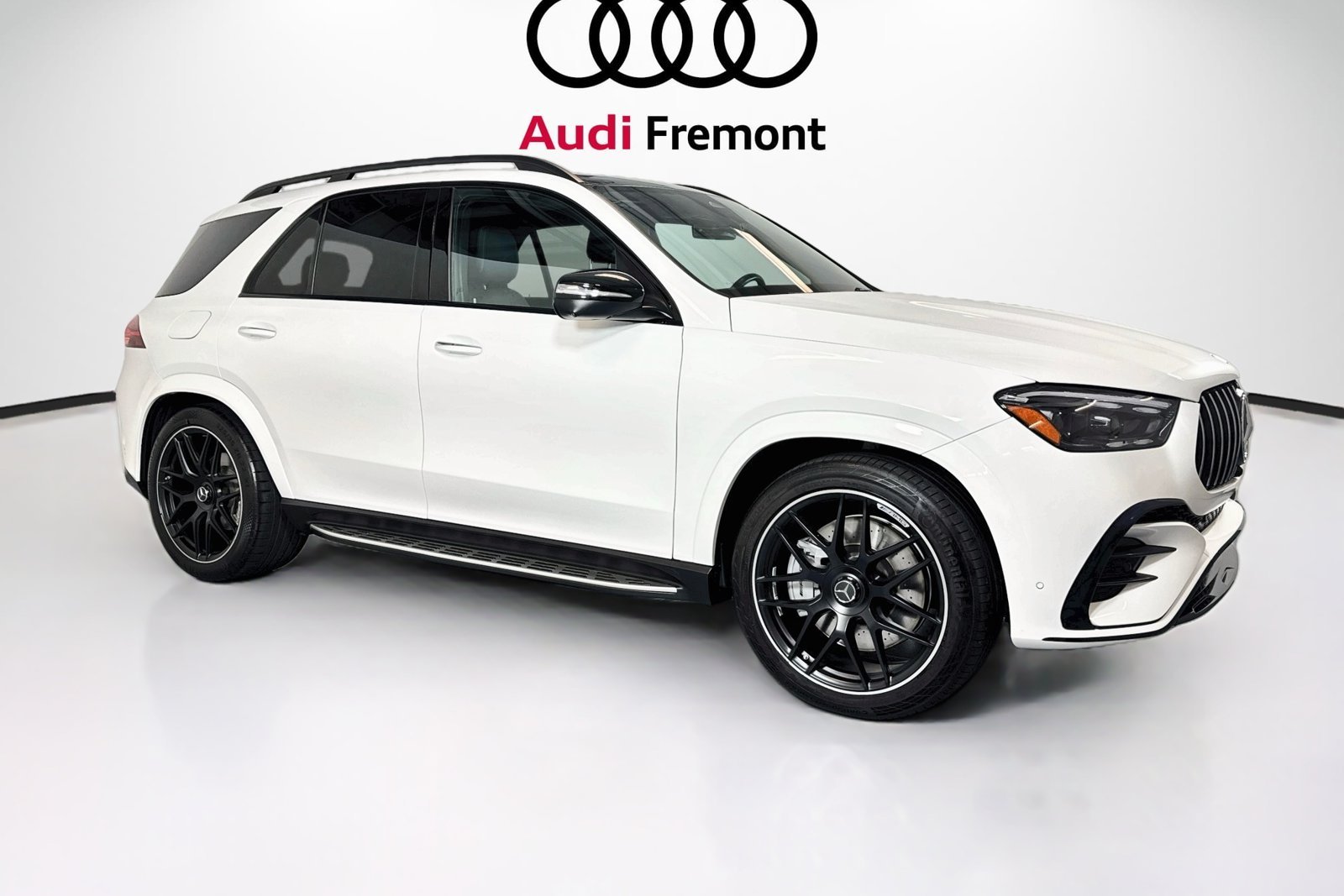 Used 2024 Polar White Mercedes-Benz AMG® GLE 53 image 29