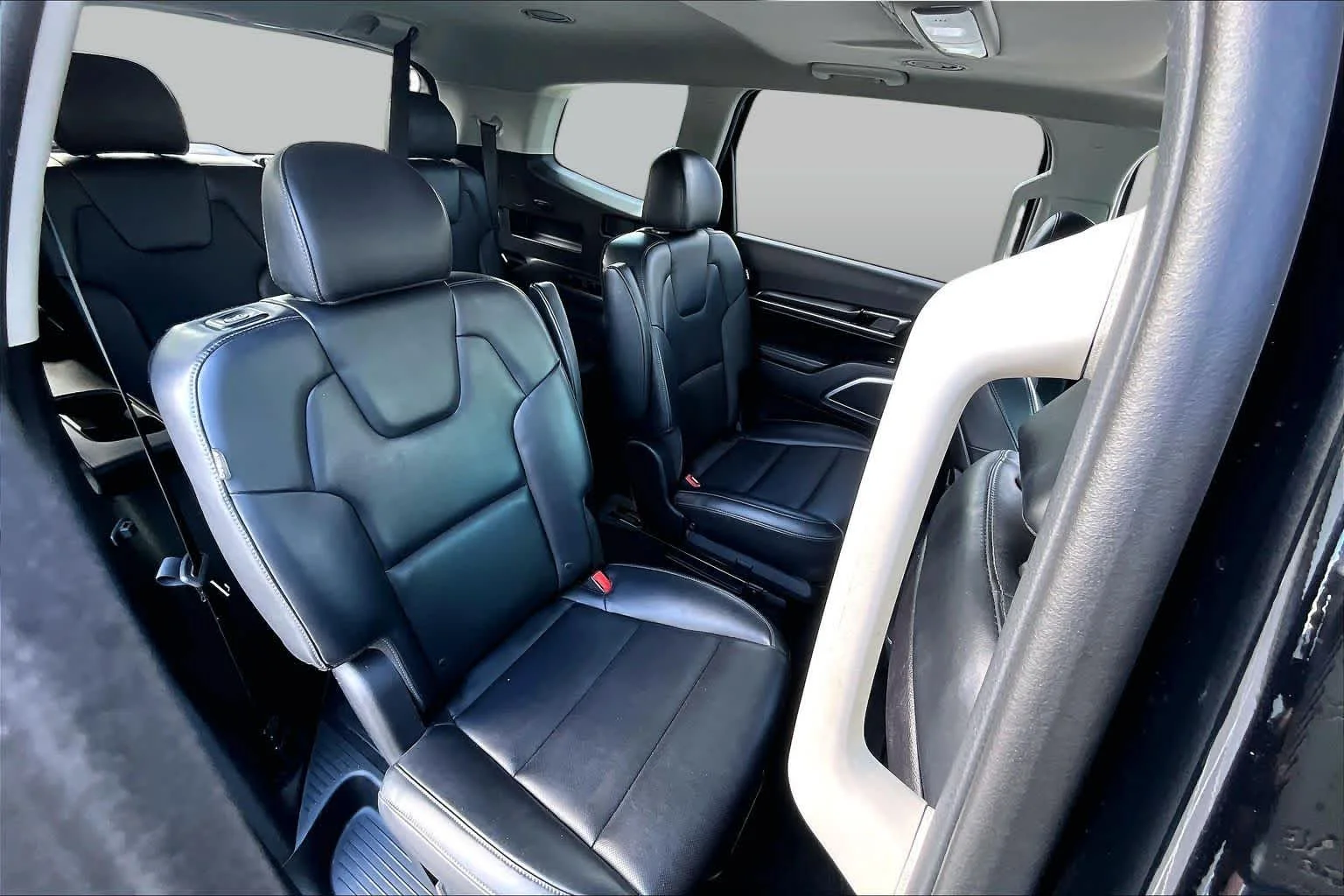 Used 2024 Ebony Black Kia S image 20