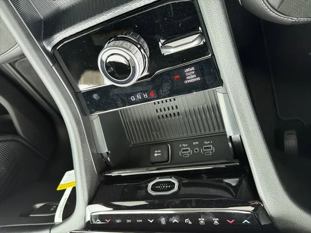 New 2026 White Jeep Altitude image 19