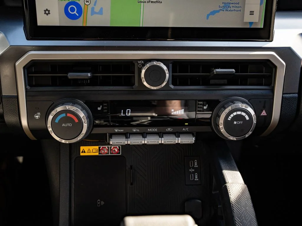 2025 Toyota Tacoma TRD Sport - Photo 37