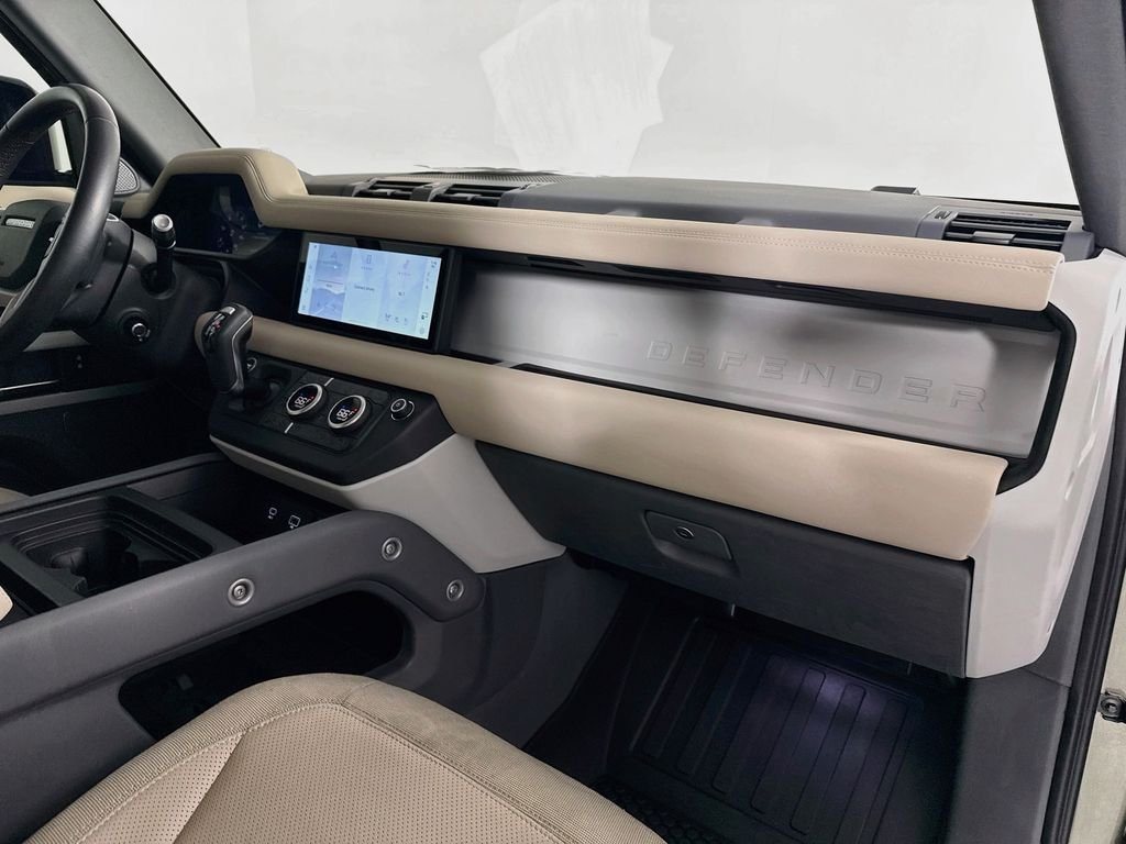 Used 2020 Pangea Green Metallic Land Rover First Edition image 24