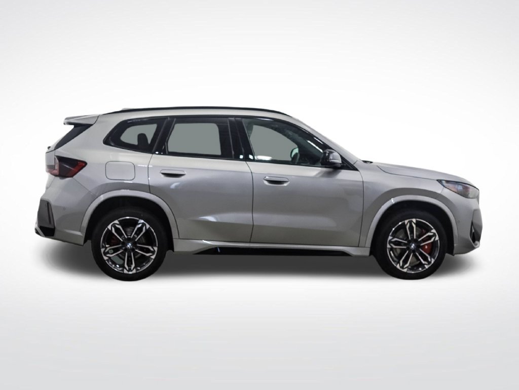 New 2027 Silver Metallic BMW xDrive28i image 6