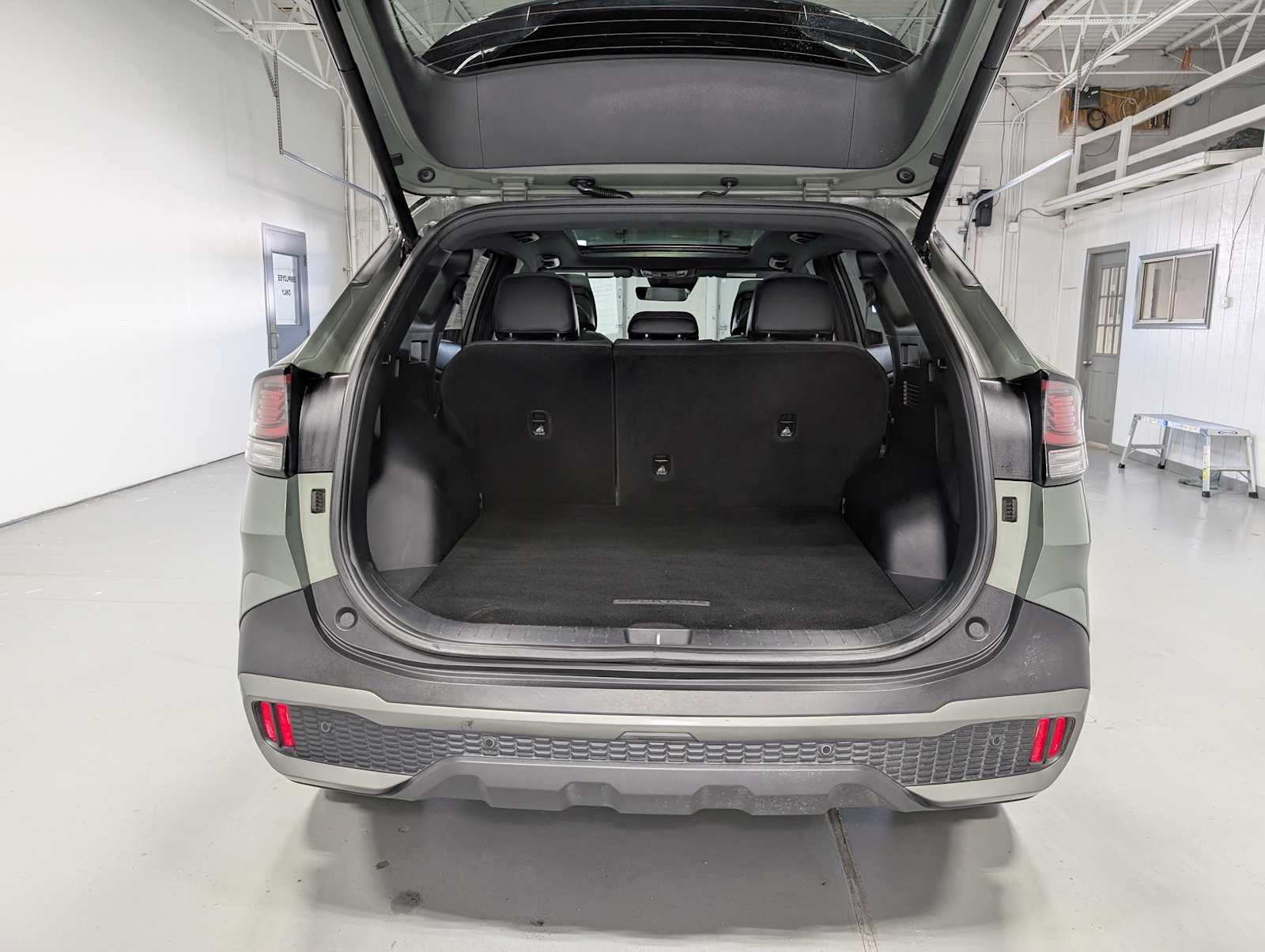 Certified Used 2023 BLK Kia X-Pro image 42