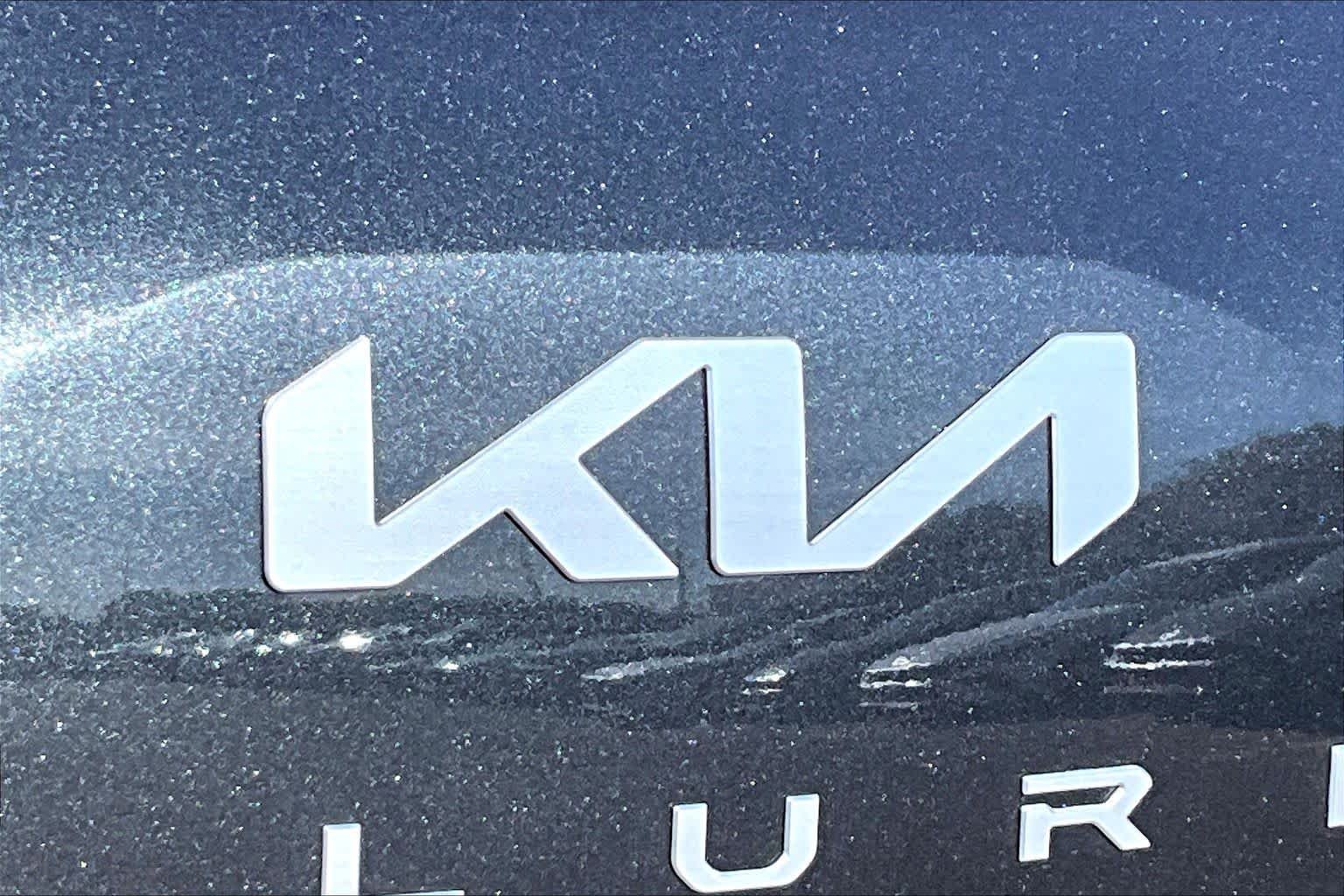 Used 2024 GRAY Kia EX image 30