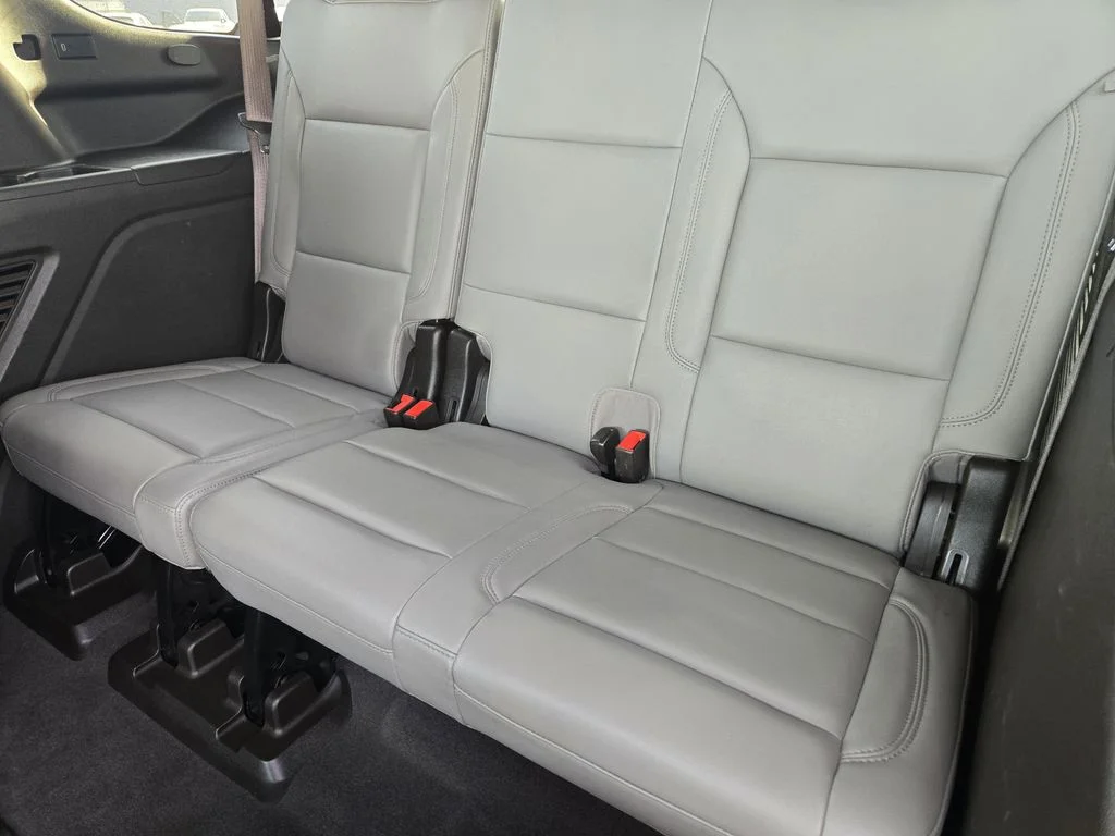 Used 2021 White Chevrolet Z71 image 36