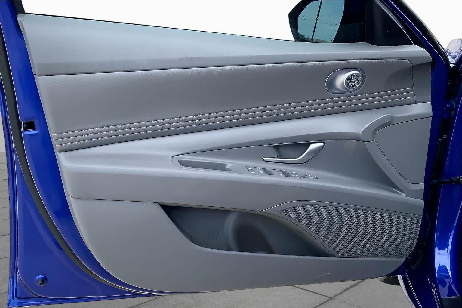 Used 2024 Intense Blue Hyundai SEL image 21