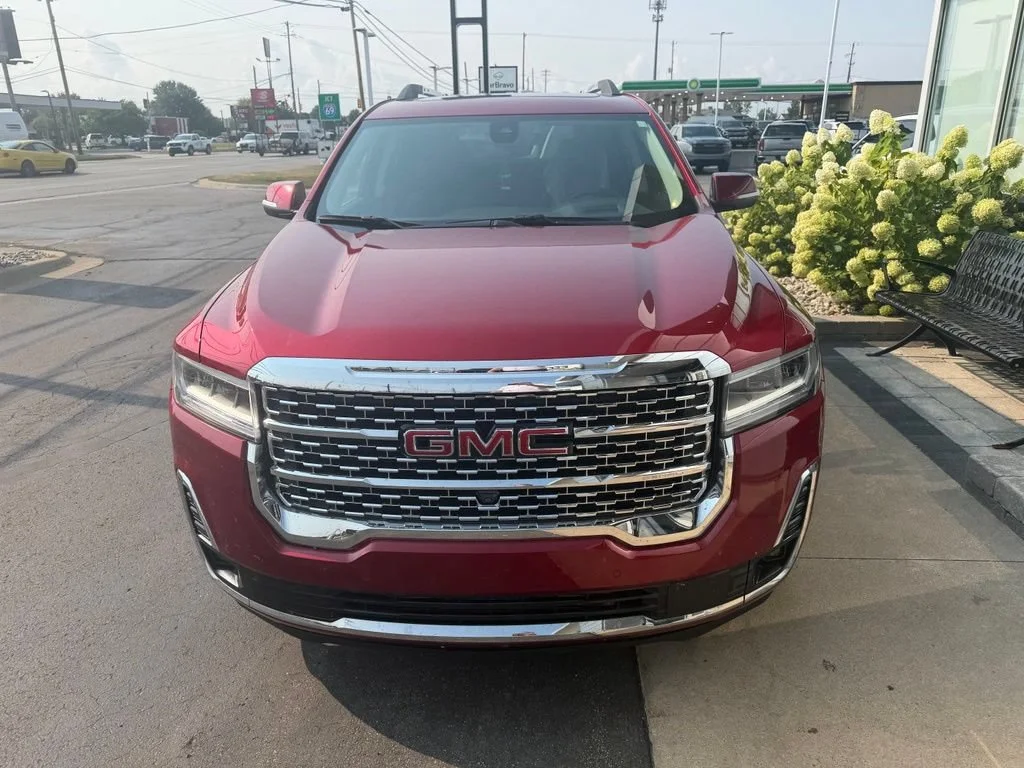 Used 2021 CAYENNE RED TINTCOAT GMC Denali image 3