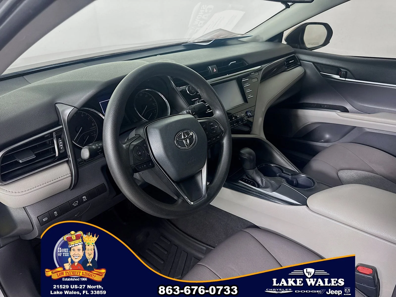 Used 2019 Gray Toyota LE image 9