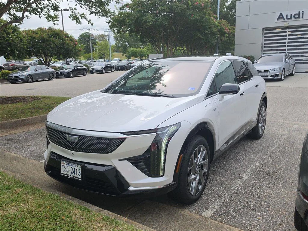 2025 Cadillac OPTIQ