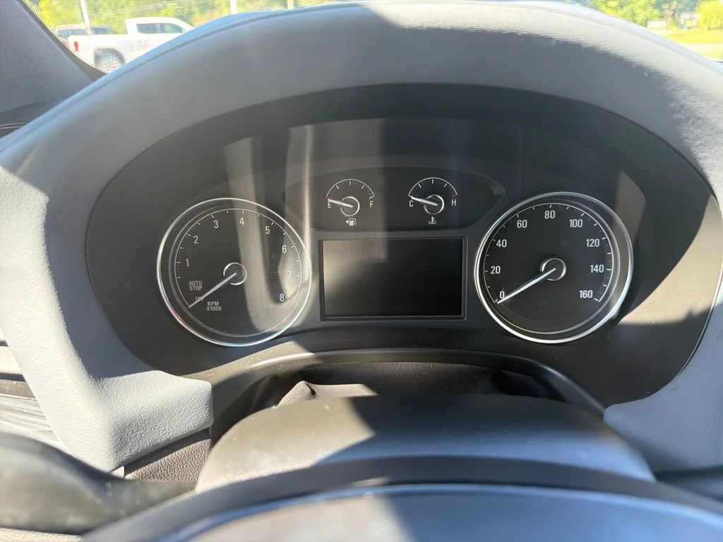 Certified Used 2022 Includes Pitch Dark Night lower exterior accent color.) Buick Essence image 46
