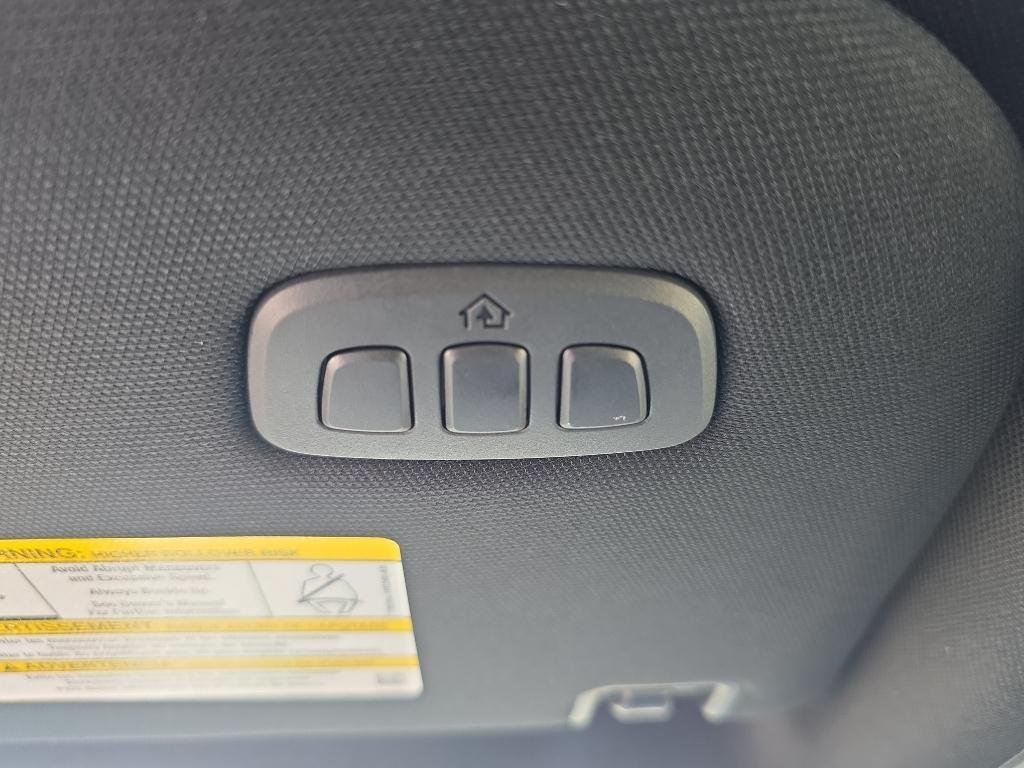 New 2025 Agate Black Metallic Ford Tremor® image 34