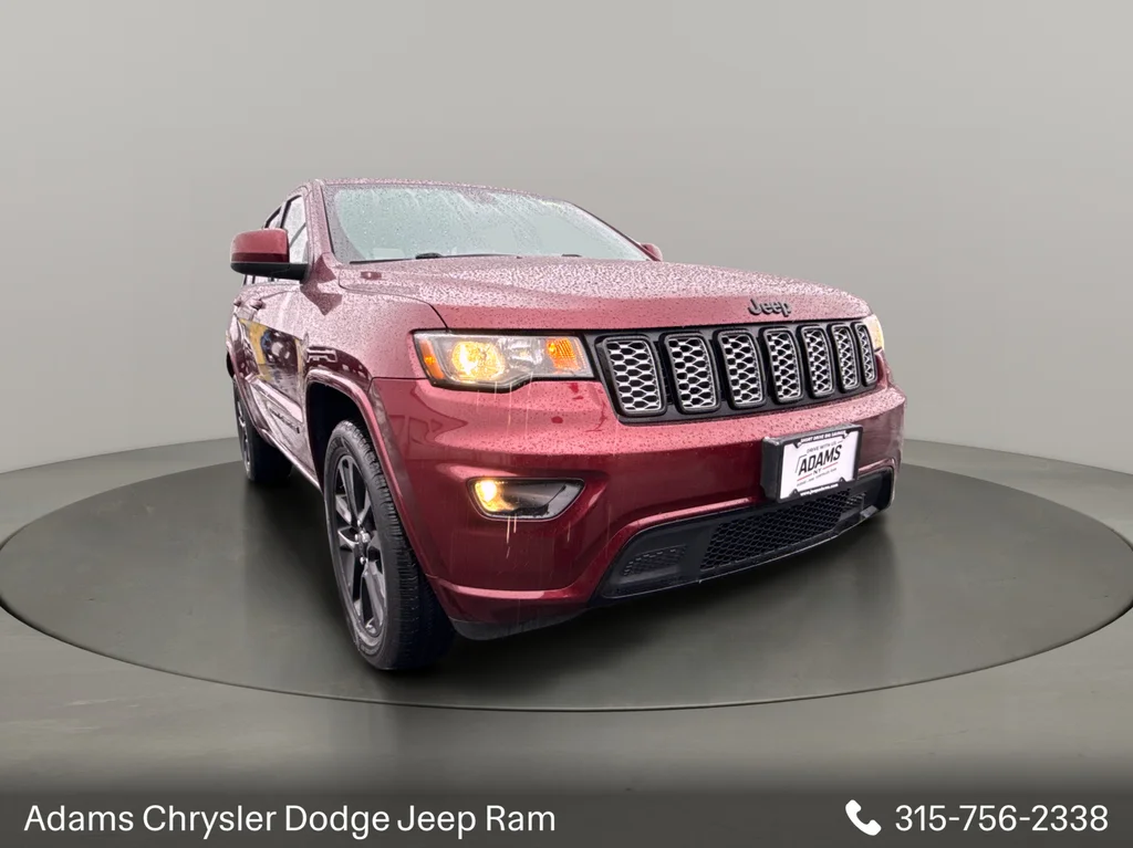 2018 Jeep Grand Cherokee Altitude 4WD's photo