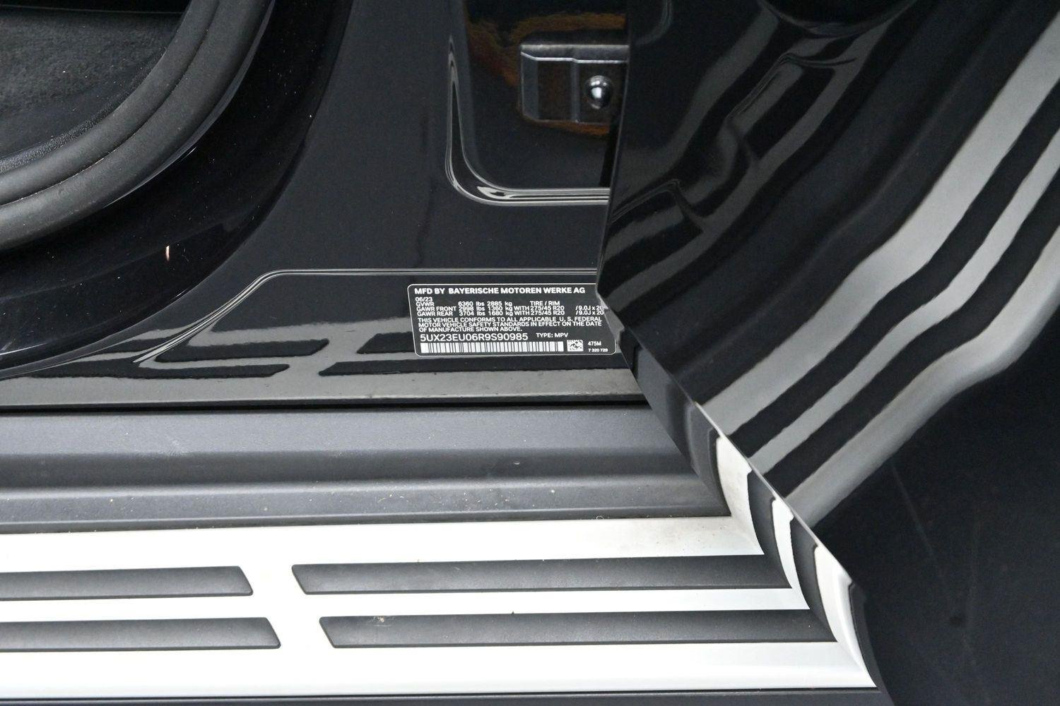 Used 2024 Carbon Black Metallic BMW xDrive40i image 42