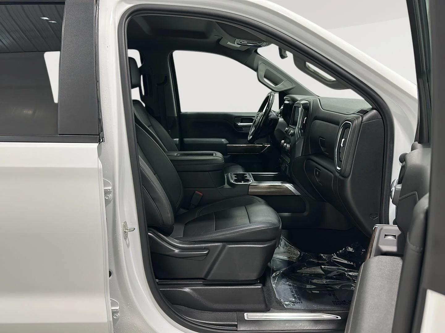 Used 2021 SUMMIT WHITE Chevrolet LT Trail Boss image 25