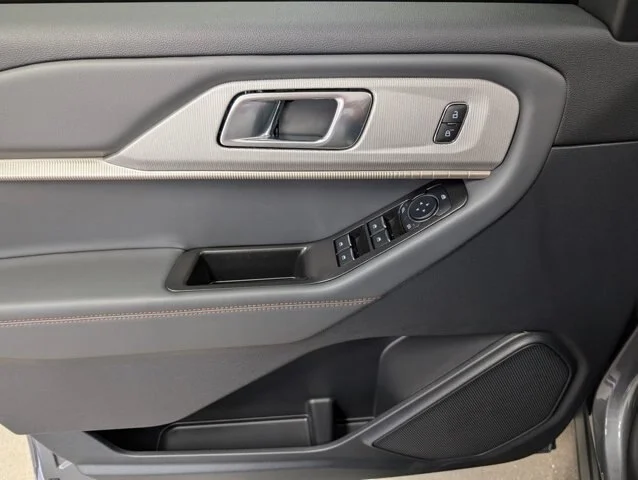 New 2026 Carbonized Gray Metallic Ford Active image 38