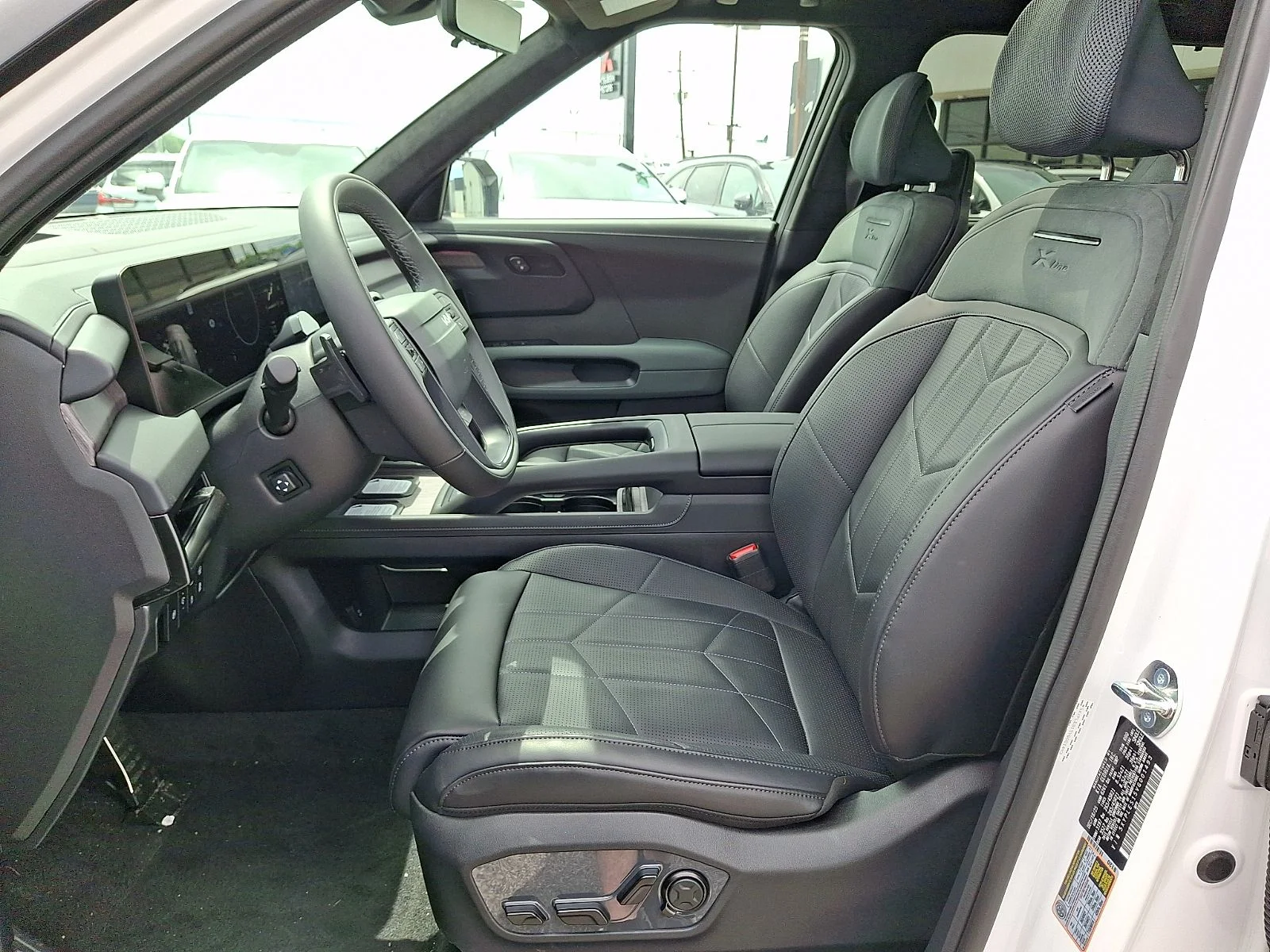 New 2027 White Kia X-Line SX-Prestige image 15