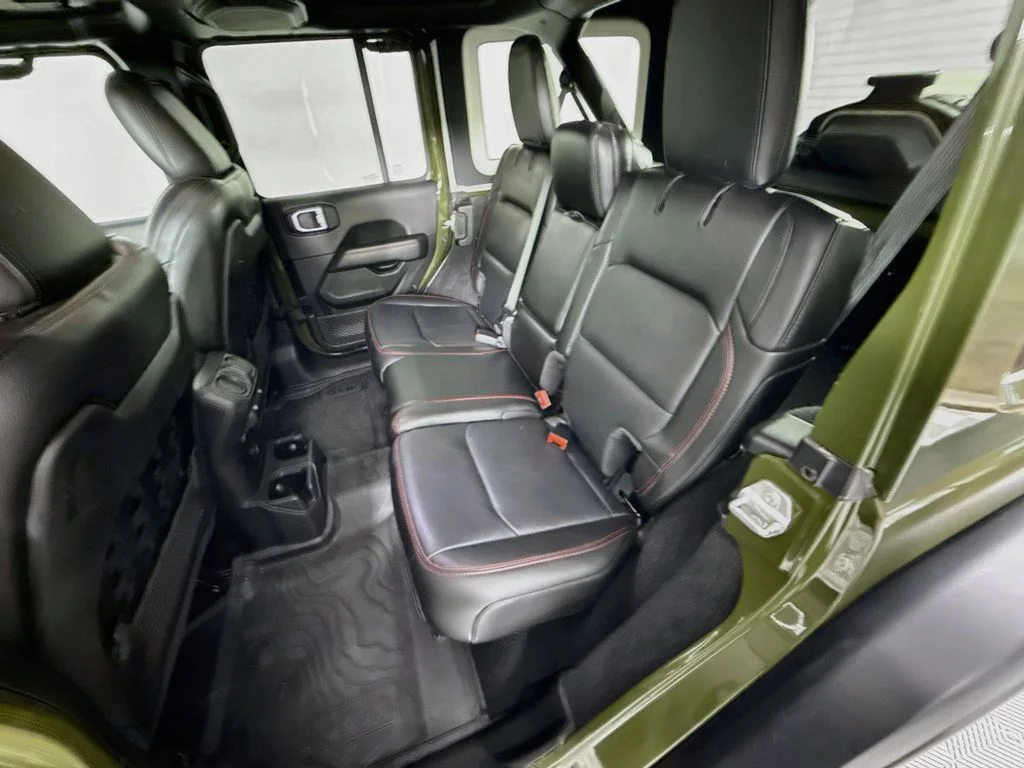 Used 2021 Green Clearcoat Jeep Unlimited Rubicon image 24