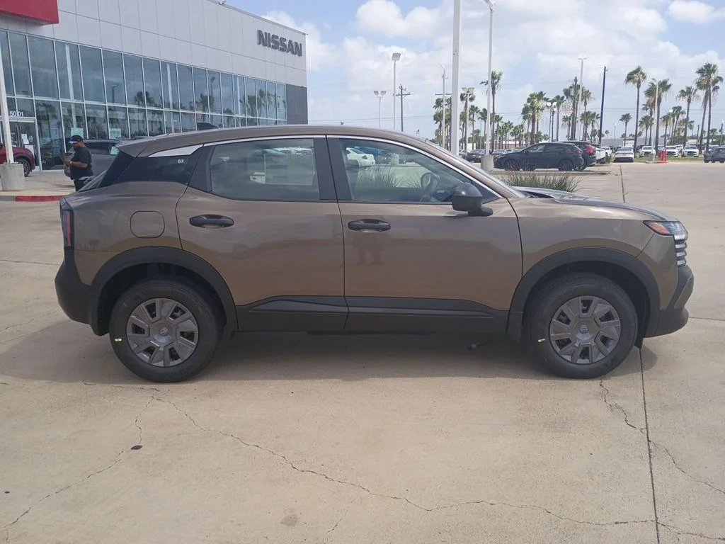 New 2026 Canyon Bronze Metallic Nissan S image 7