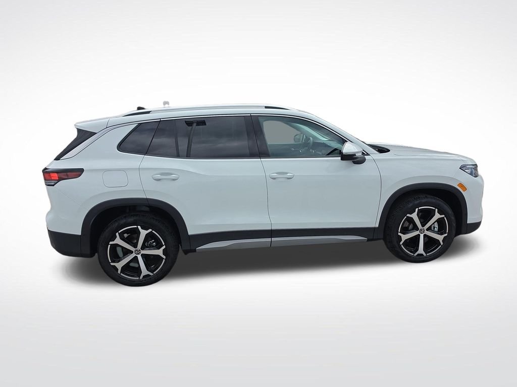 New 2026 White/off-white Volkswagen 2.0T SE image 6
