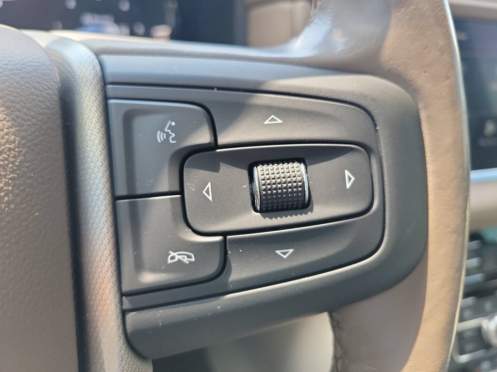 Used 2022 Summit White GMC Denali image 26