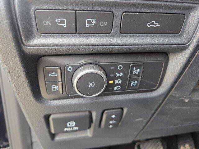 Used 2022 Antimatter Blue Metallic Ford LARIAT image 14