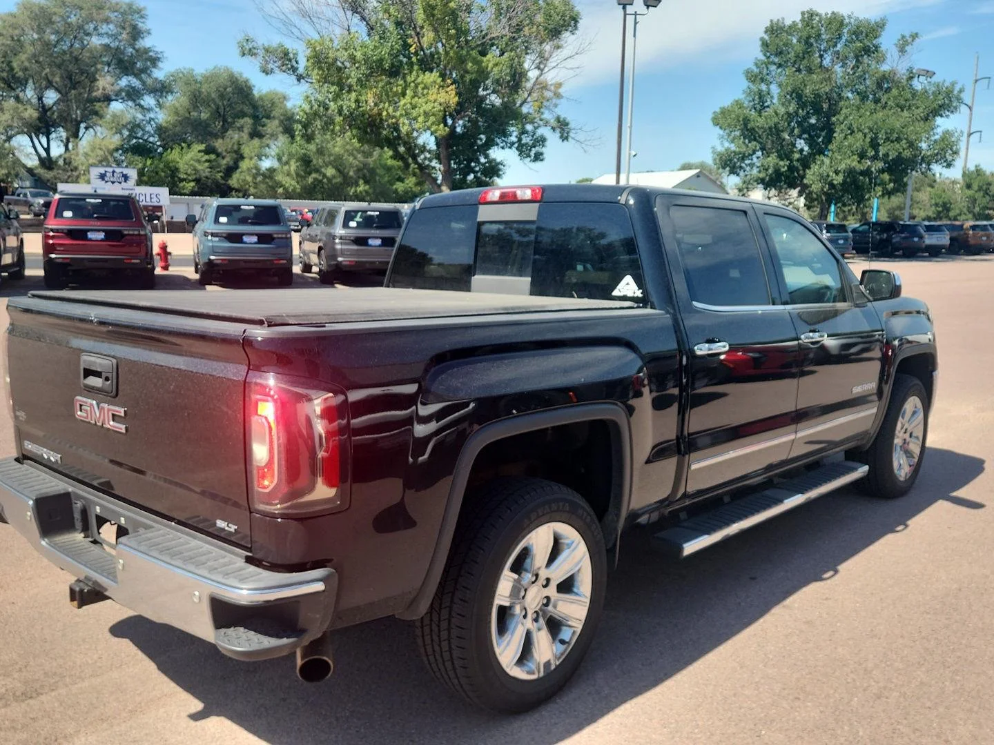 Used 2018 Black GMC SLT image 4