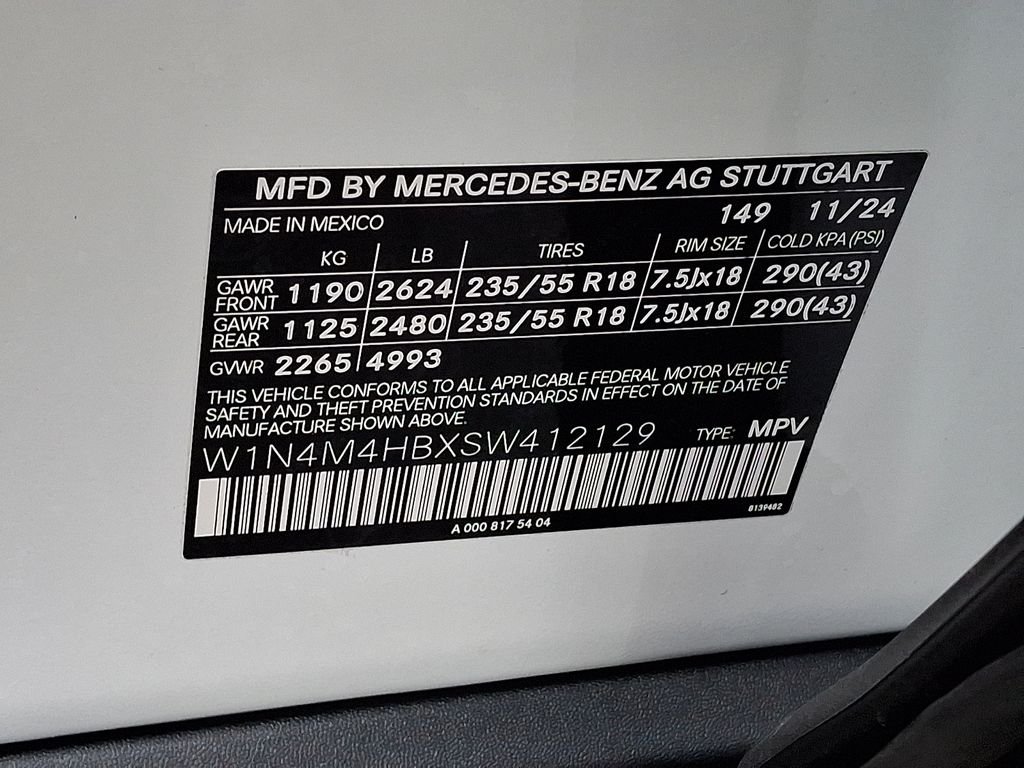 Certified Used 2025 White Mercedes-Benz GLB 250 image 26