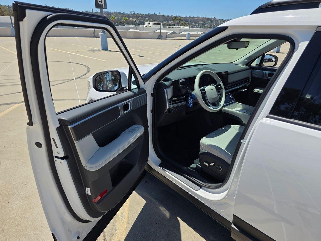 New 2026 White Hyundai SEL image 32
