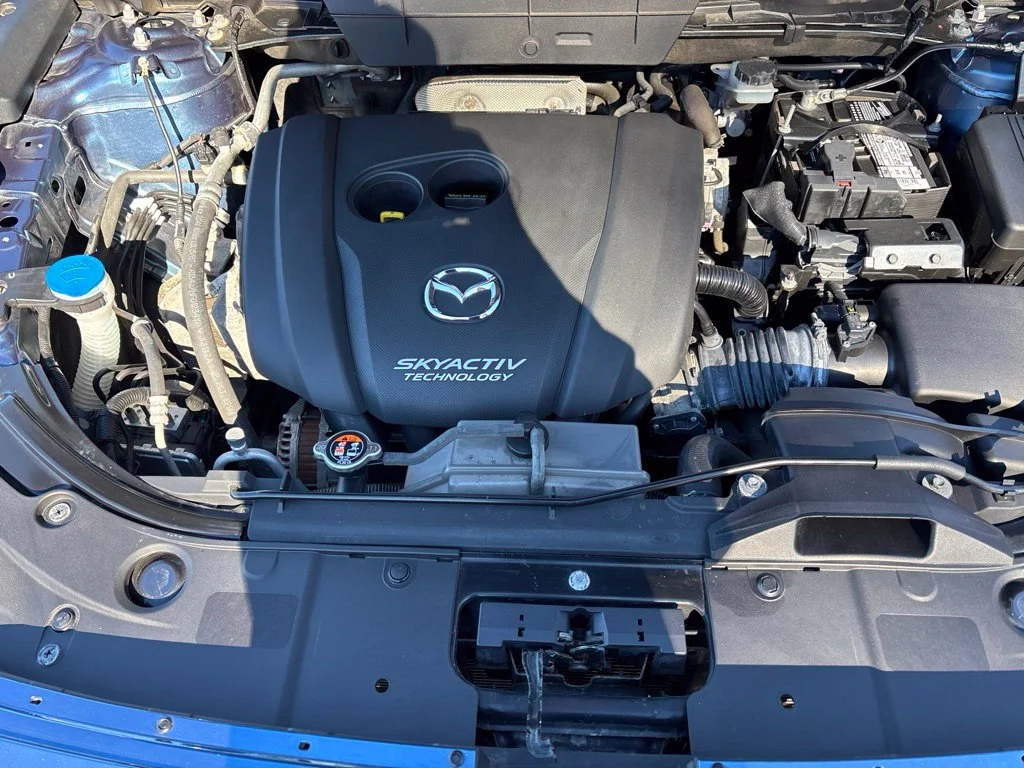 Used 2018 Blue Mazda Touring image 12